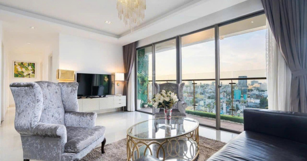 Bán chung cư The Prince Residence, DT: 110m2, (3PN /2WC), giá 8.5 tỷ, sổ hồng. LH 0943 245 *** Hoàng