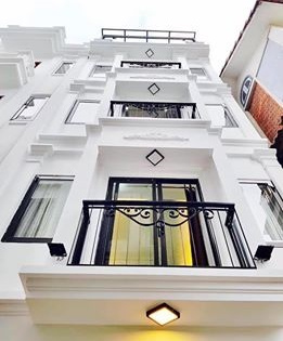 Bán nhà cực đẹp, giá rẻ S33x5 tầng, giá: 5.59 tỷ. Xuân phương, có nơi gửi xe ô tô, gần đường 70