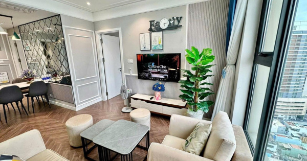 Cho thuê căn hộ 2PN + 2WC tại The Gold View, Bến Vân Đồn, Q4, HCM, 16 triệu, 68m2. LH 0908 374 ***