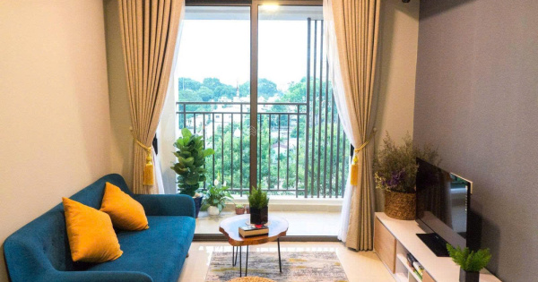 Cần cho thuê CHCC The Harmona căn góc 81m2 2PN 2WC, view đẹp, giá 10tr/tháng. LH: 0933 813 *** Đức