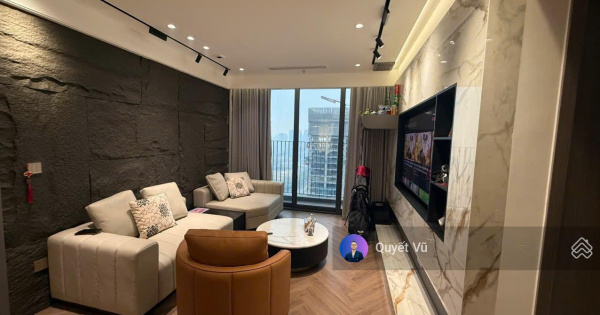 Cho thuê căn hộ giá rẻ tại Ngoại Giao Đoàn, căn 2 ngủ 2vs, 95m2 từ cơ bản đến full, 0888 989 ***