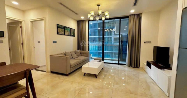 Bán căn hộ Lux6- 15.01 2PN 2WC tại Vinhomes Golden River Ba Son, 11,6 tỷ, 79m2, giá siêu hời