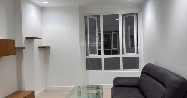 Bán căn hộ Carina Plaza 86m2, 2 phòng 2WC, có nội thất, sổ hồng vĩnh viễn. LH: 0907 383 ***