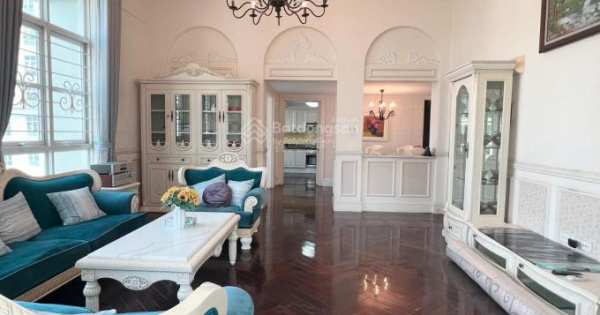 (Mới) sẵn tất cả các quỹ căn 100m2, 189m, 215m tại The Manor giá cực tốt LH 0976 403 ***