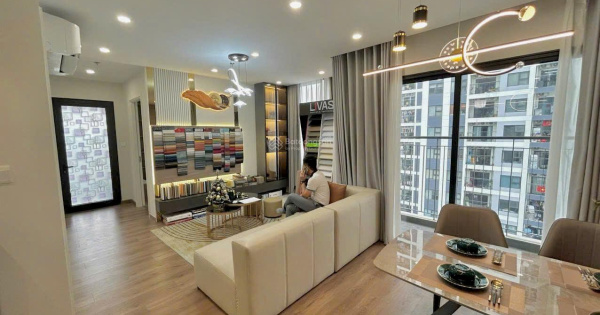 Chính chủ bán căn góc 2PN + 63,9m2, giá 4,5 tỷ tầng trung, hướng mát, có slot ô tô toà Imperia