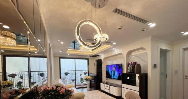 Cho thuê căn hộ 3PN 100m2 chung cư cao cấp Sunshine Garden giá rẻ liên hệ em Hoàng 0812 395 ***