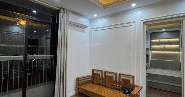 Home City 177 Trung Kính - bán căn hộ 72m2 giá chỉ 6.5 tỷ. LH: 0967 401 *** Nam