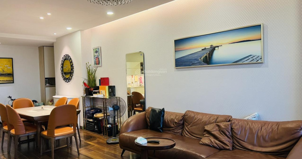 Chính chủ bán căn hộ Sakura Tower Thanh Xuân: 2PN2VS 90m2, sổ đỏ cất két giá 6,3 tỷ, LH 0846 463 ***