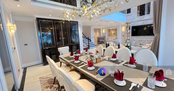 (Chính chủ)bán căn Penthouse 315.26m2/4PN4WC AZ Lâm Viên CG,sẵn sổ đỏ,full đồ cực đẹp LH 0888 989 ***