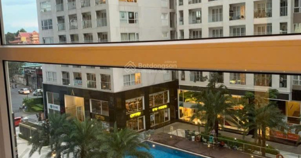 Cho thuê Căn Hộ chung Cư Sky Center (Gần sân bay ) 74m2, 2pn 2wc ,đầy đủ NT,giá 16tr Lh 0933 481 ***