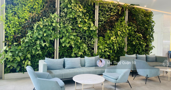 Bán căn hộ Kingdom 101 view Quận 1 2PN có ban công, giá chỉ 6 tỷ 450 all in sổ hồng