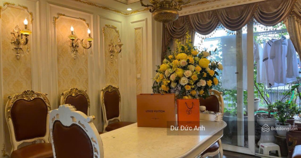 Bán CC Star Tower 283 Khương Trung, giá siêu hời chỉ với 6,85 tỷ, 92m2, 3PN, 2WC