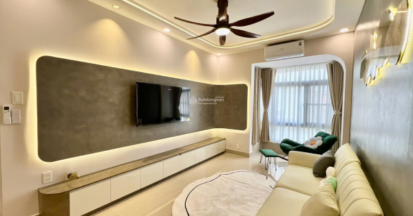 Cần tiền bán nhanh căn hộ Sky Garden 1, PMH,Q7 nhà đẹp, giá siêu tốt.LH: 0917 300 ***