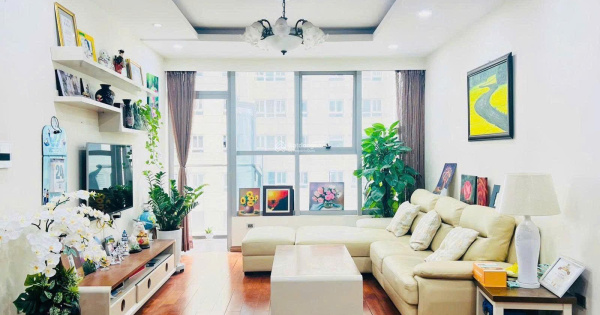 Bán CH 118m 3N 2W giá 10 tỷ full NT tòa Thăng Long Number One Khuất Duy Tiến. LH 0971 565 ***