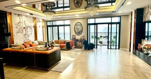 Chính chủ bán Penthouse Siêu Vip 4 ngủ 170m tại GoldSeason Thanh Xuân, full nội thất, giá 15 tỷ