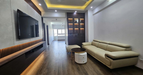 Bán nhanh căn hộ tầng trung đẹp 3pn dự án Vinaconex 7 Nguyễn Văn giáp - Nam Từ Liêm