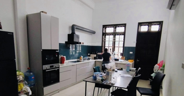 Siêu nét! Trung Kính, phân lô ô tô vào nhà, sát phố, văn phòng, kinh doanh, tăng sản mạnh. 64m2*4T