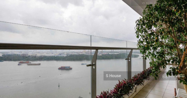 Tin xác thực - Nhà thật - 3Phòng ngủ trực diện sông - Sổ sẵn - Gía 25 tỷ - DT 188m2