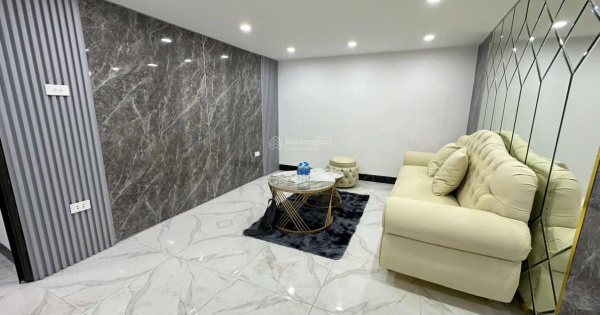 Lô góc Tôn Đức Thắng, thang máy nhập khẩu, 15m ô tô tránh, DT 43m2* 5T