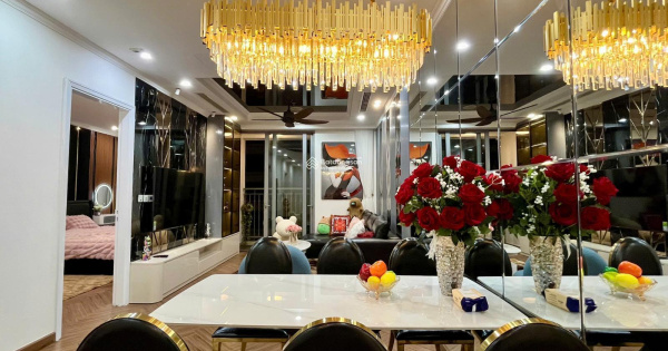 Bán CHCC Oriental Plaza, Tân Phú DT 105m2 3PN, 2WC giá 4.2 tỷ hỗ trợ vay LH 0703 445 *** Trân