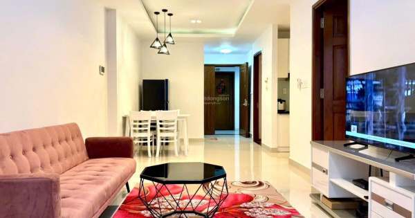 Bán căn hộ Sky Center 3PN 3WC, căn góc 2 view 129.6m2 =8tỷ bao thuế phí sang tên, full nội thất đẹp