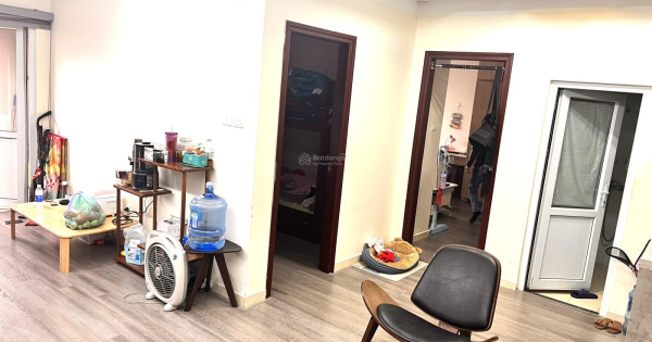 Chị gái em cần chuyển nhượng lại căn 2PN 70m2 KĐT Nam Cường chỉ 5,2 tỷ NT đầy đủ ạ