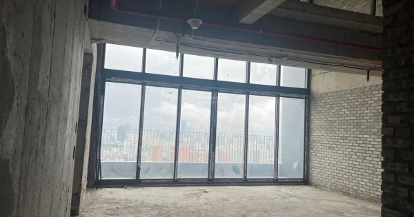 Chính chủ gửi bán căn penthouse 359m2 toà N01T6 Ngoại Giao Đoàn nhà thô sẵn sổ giá 160tr/m2