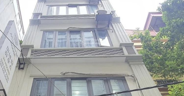 Sốc ! Giảm 2 tỷ. Nguyễn Thị Định, thang máy, phân lô, ô tô, sát phố, kinh doanh, văn phòng. 85m*9T