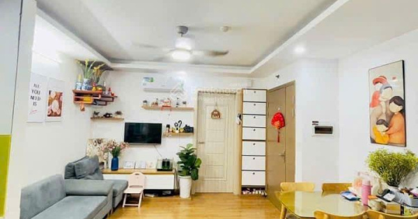 Bán căn hộ 48 m2 chung cư Ruby city, giá 2,52 tỷ đủ nội thất, sẵn sổ