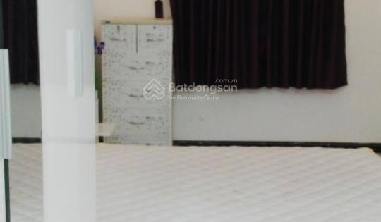 Chính chủ cần cho thuê căn hộ 2 PN, nội thất cơ bản, chung cư B1, Trường Sa, 10 triệu. 0909 445 ***