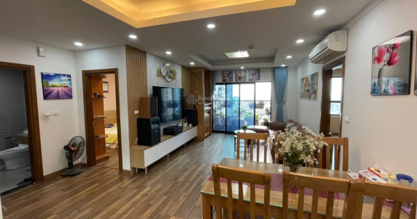 Bán căn góc 3 phòng ngủ 83m2 toà HUD3 Linh Đàm sổ đỏ chính chủ giá chỉ 6 tỷ, full nội thất