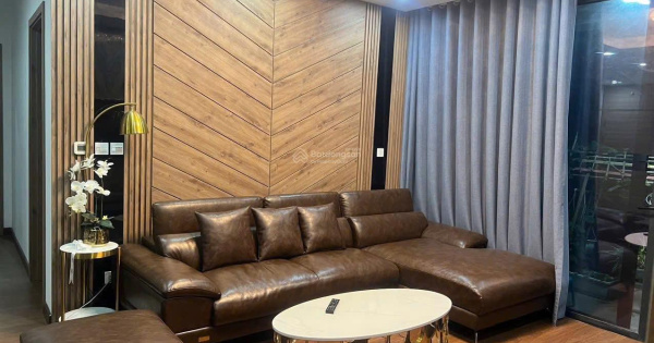 Chính chủ cần bán căn hộ diện tích 92m2 thiết kế 2N2VS nhà full nội thất view thoáng giá 8,2 tỷ