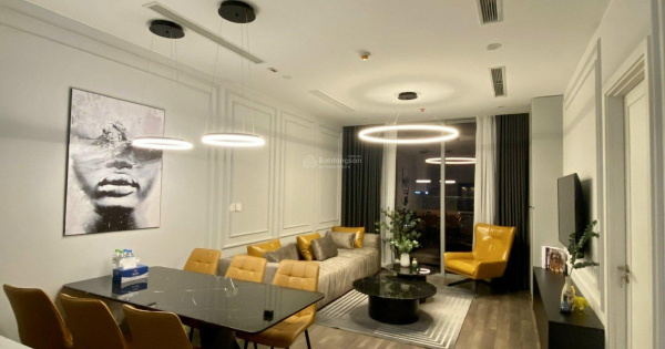 Chính chủ cho thuê căn 3 ngủ đủ đồ 120m2 tại Goldmark City giá 19 triệu. L/H: 0917.:748,;822