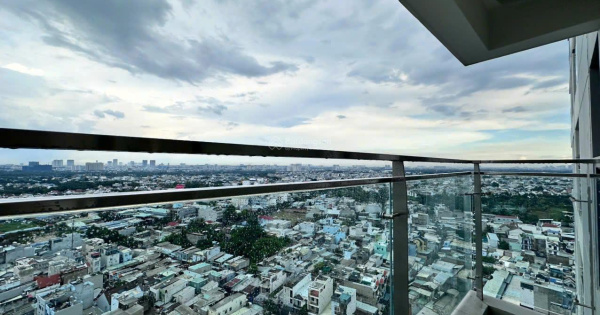 Cho thuê CC đẹp tại Urban Green, 15tr, 202m2, 4PN, 3WC nhà view tầng cao, thoáng mát LH 0886 277 ***