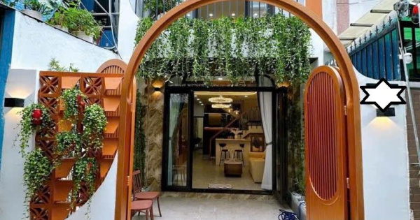 Phú Nhuận-nhà đẹp ở ngay, oto cách nhà 10m, hẻm 3m Thích Quảng Đức, 2 tầng, 53,7m2, 3PN, 7.4tỷ TL