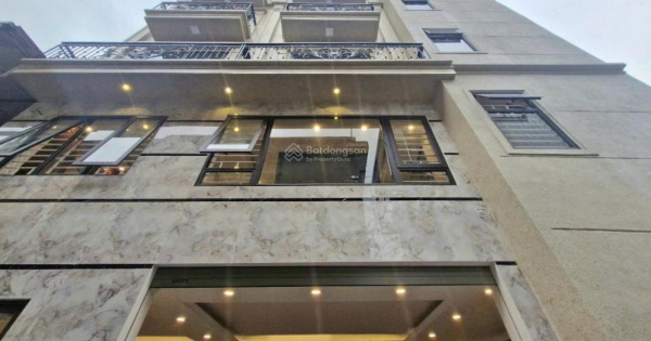 Nhà phố Thạch Bàn - lô góc - ngõ thông - ô tô ngủ tầng 1 - nhà mới koong - 6 tầng thang máy