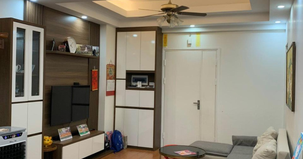 Cần bán căn hộ "siêu rẻ" chung cư OCT5 Resco Cổ Nhuế DT: 65m2, full nội thất CB đẹp, giá 3,94 tỷ