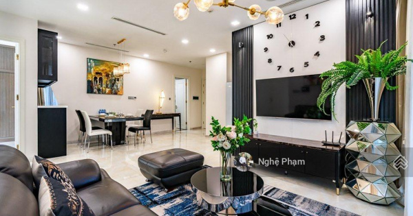 Cho thuê gấp căn hộ 3 phòng ngủ Vinhomes Golden River. Nội thất đơn giản, đẹp, hiện đại. 0932 106 ***