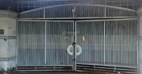 Ngộp bank bán gấp - 182m2 - HXH - ngang 5m - 5PN - 3 tầng - Phú Định - Quận 8(cũ) - chỉ 9 tỷ TL