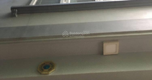 Tôi chính chủ cần bán nhà số 83 ngõ 165 đường Dương Quảng Hàm 0382 276 ***