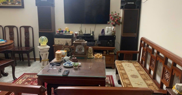 Bán CC 3PN 2WC 73m2 tại Trần Thủ Độ, Hoàng Mai, Hà Nội, giá 3,8 tỷ VND