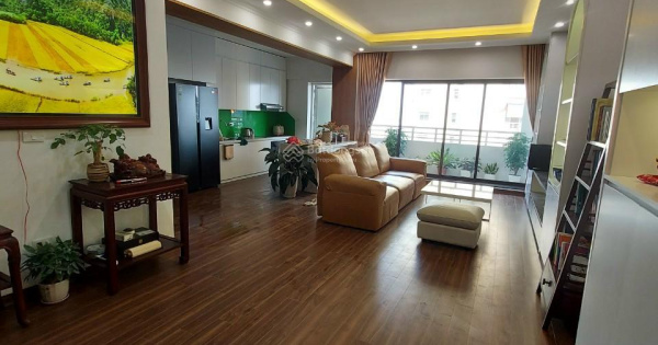 Bán căn hộ phố Khúc Thừa Dụ, view công viên Cầu Giấy 85m2, 03 phòng ngủ giá 6.5 tỷ