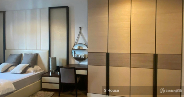 Xác thực 100% - 2PN hướng Đông Tứ Trạch - DT 102m2 - giá 11,1 tỷ - Trần cao 4m