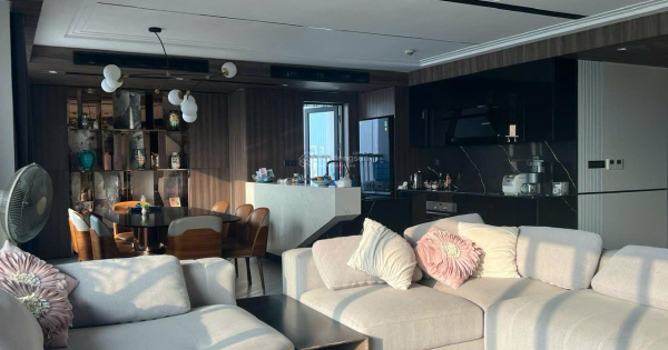 Chủ nhà bán gấp căn 3PN chung cư The Park Home Thành Thái full nội thất có slot ô tô giá 9,2 tỷ