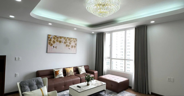 (Chính chủ)bán căn hộ 3PN2WC/123m2 toà Richland Xuân Thuỷ, căn góc full đồ, sẵn sổ đỏ LH 0888 989 ***