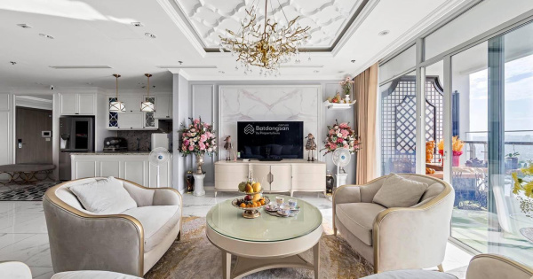 Cần Cho Thuê Căn Hộ Cao Cấp The Flemington 220m2, 4PN, Q.11, Giá: 35 tr/tháng, LH: 0903 077 ***. Được