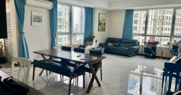 Bán căn hộ 3 phòng ngủ The Manor, view hồ bơi tuyệt đẹp, nhà mới giá chỉ 10.5 tỷ/căn