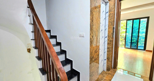 Bán nhà Phú Thượng Tây Hồ - Nhà mới 5 tầng CÓ THANG MÁY - Diện tích 34m - Ảnh thực tế