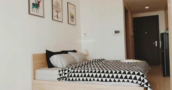 Cần bán 1 cặp Officetel RiverGate, Quận 4, giá 2.4 tỷ/căn, diện tích 27m2, đầy đủ nội thất