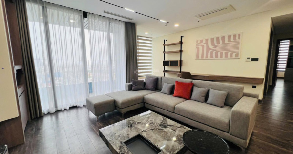 Cho thuê CC 4PN, Giá từ 19tr, Trong khu đô thị Ciputra, Sẵn Full nội. Oto để thoải mái.